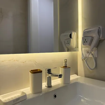 Reja Hamallaj בית הארחה