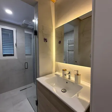 Reja Hamallaj בית הארחה