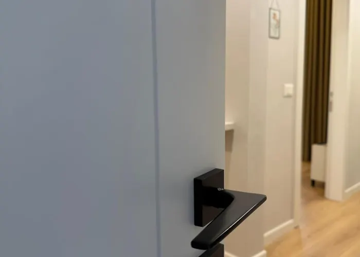 Reja Hamallaj 招待所 德拉克