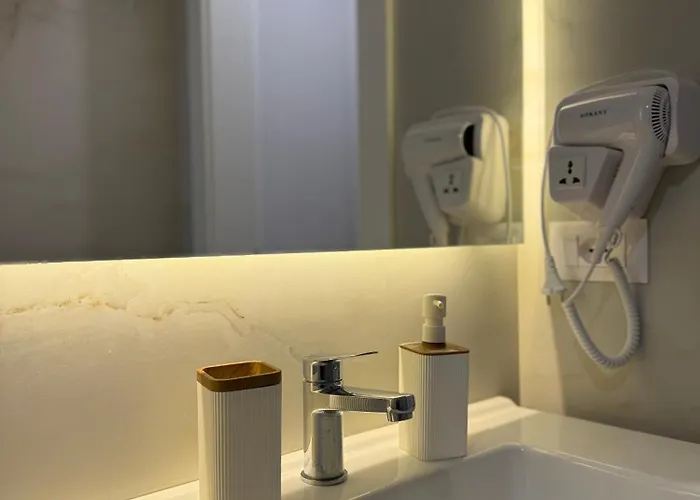 Reja Hamallaj 招待所