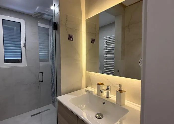 Reja Hamallaj 招待所