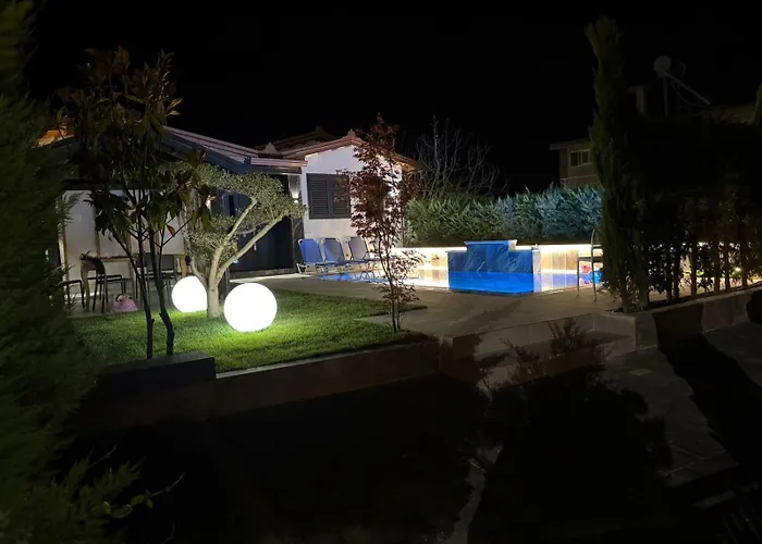 Reja Hamallaj 招待所 德拉克