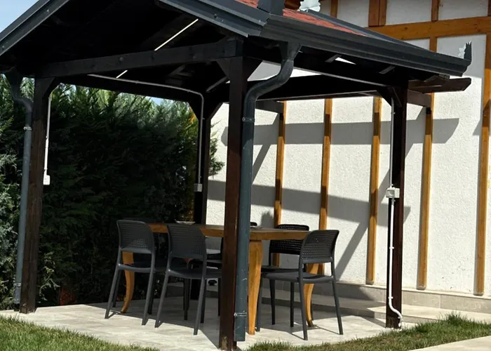 Reja Hamallaj 德拉克